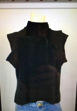 St. John collection black ribbed top sz M