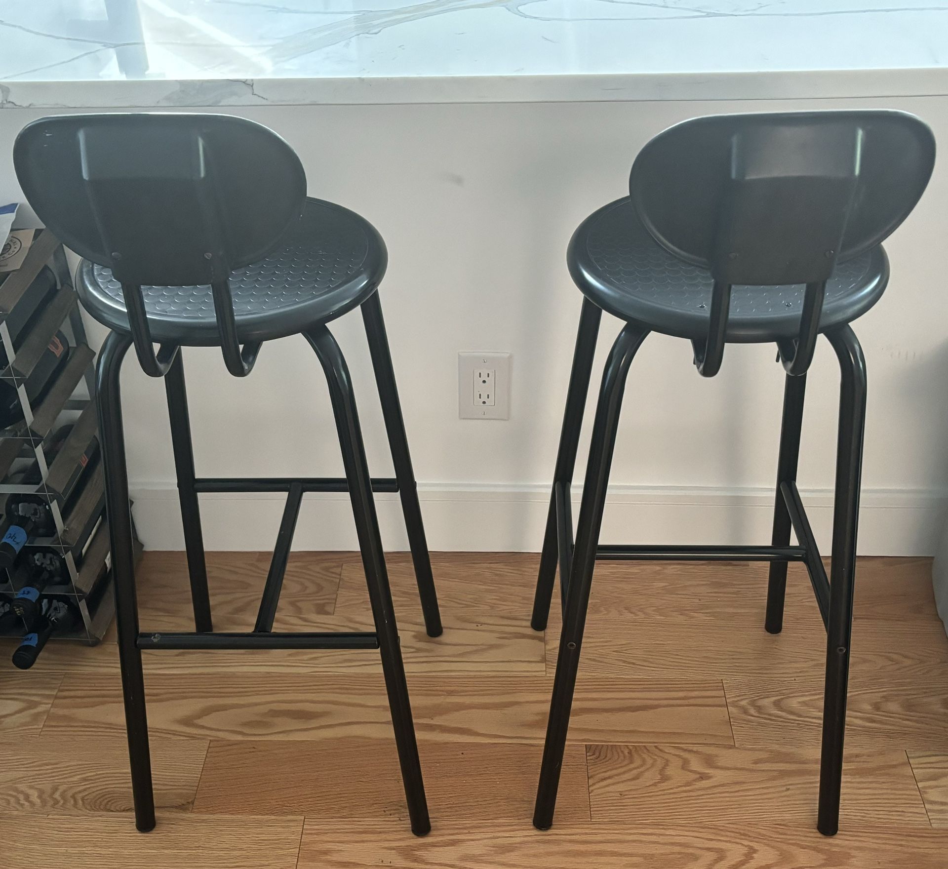 TWO BLACK BAR STOOLS COUNTERTOP STOOLS METAL AND PLASTIC