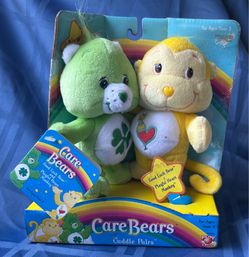 CARE BEARS CUDDLE PAIRS GOOD LUCK BEAR & PLAYFUL HEART MONKEY