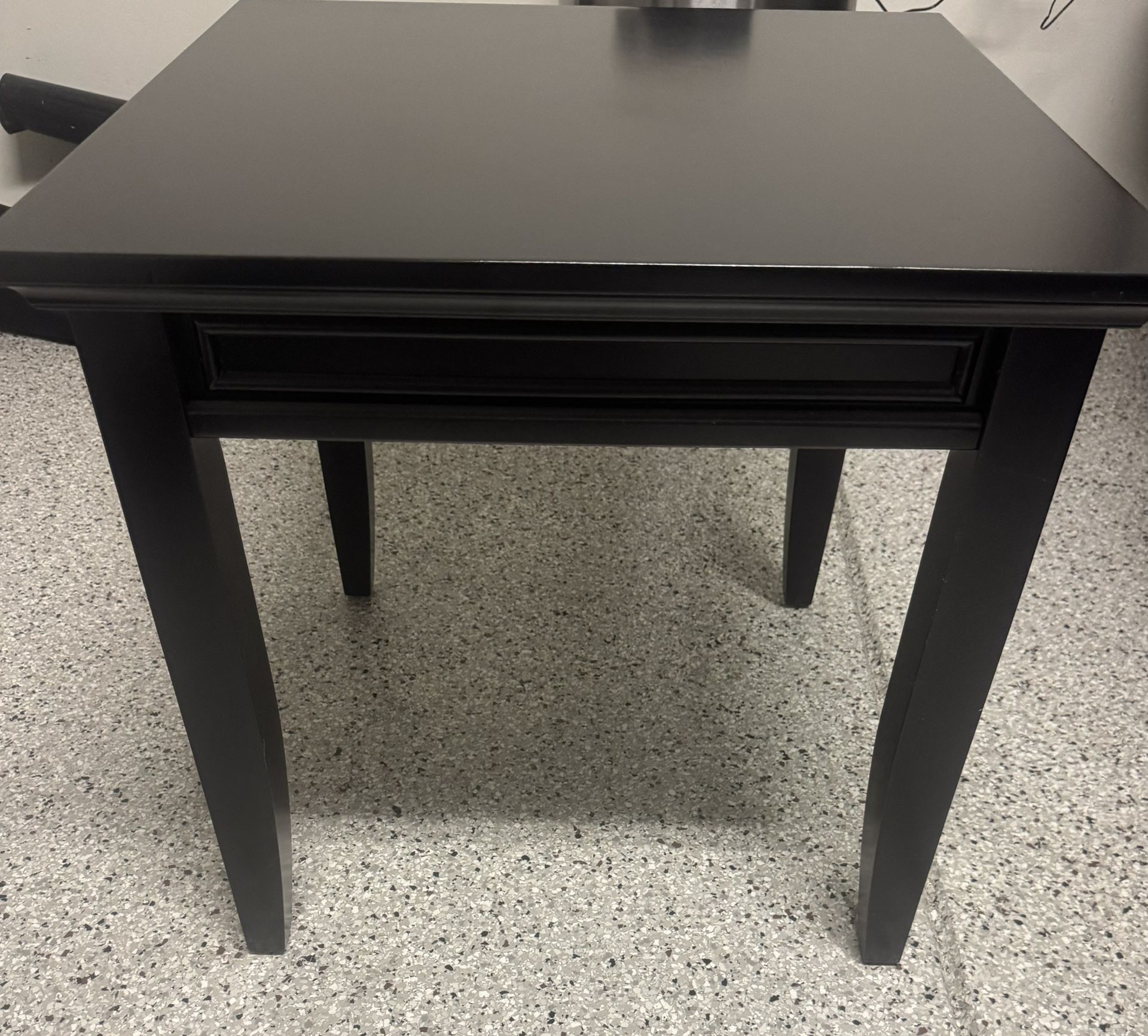 End Tables (Set of 2)