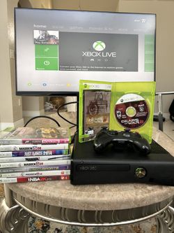 Microsoft Xbox 360 With Games And Controller