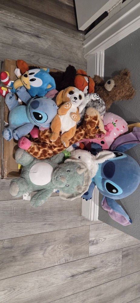 Plushies/ Stuffed Animals