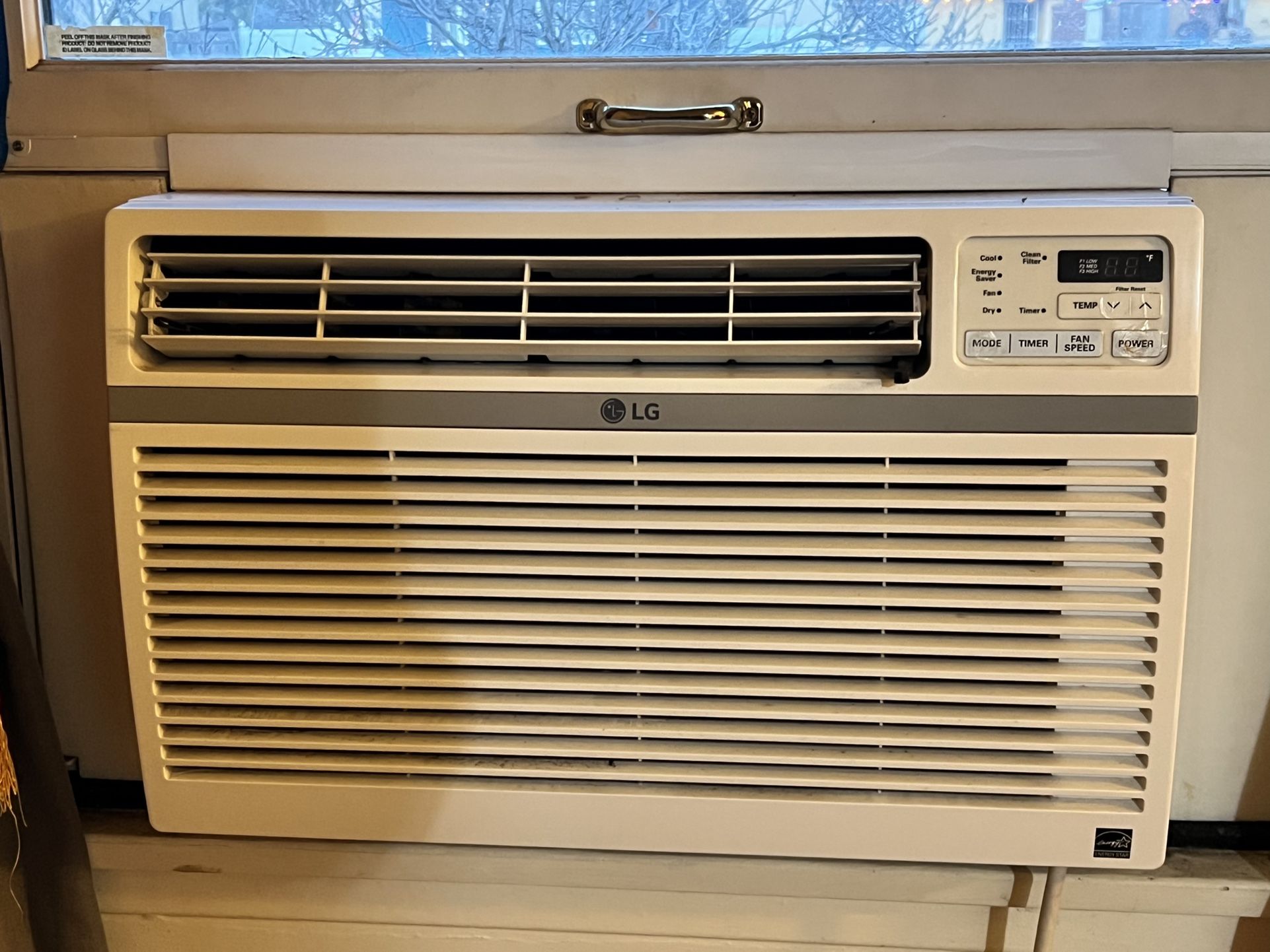 Air Conditioner 12,000 BTU with Remote