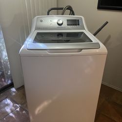 GE  ENERGY STAR Washer For Sale