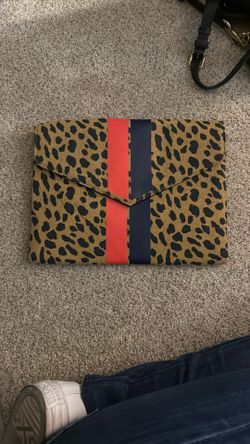 Stella and Dot Clutch