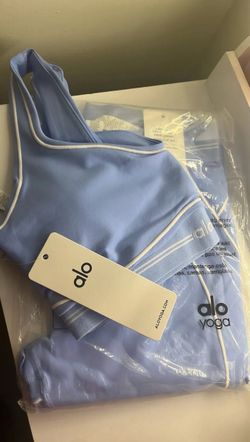 Light blue alo yoga set