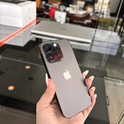 Apple iPhone 14 Pro 128GB! Unlocked to any company! 90 day warranty! We offer financing!