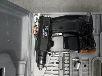Black & Decker 1000 Drill Set