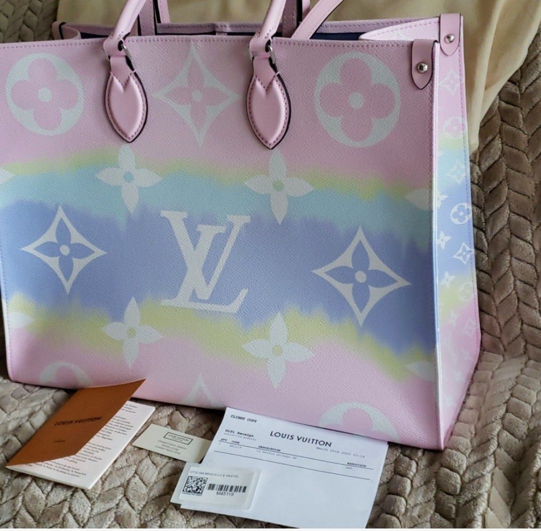 Louis Vuitton Escale Onthego Pastel Tote bag