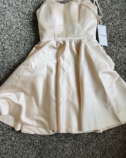Vestido Satén Color Champagne Size 2/XS