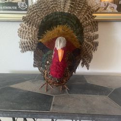 Feathered Turkey  ( Holiday Centerpiece )