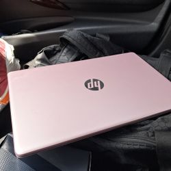 HEWLETT PACKARD ROSEGOLD LABTOP 