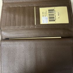 Dooney Bourke Wallet 