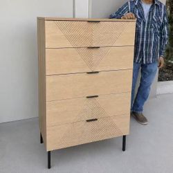 New In Box 5 Drawers Natural Color Clothing Storage Dresser Natural Color Contemporary Design Furniture