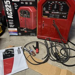 Lincoln Welder 225 New