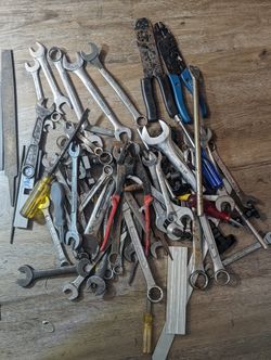 Bundle Of SAE Wrenches 