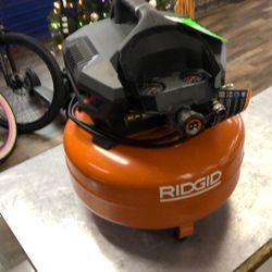 1003 Ridgid OF60150HB Corded 120v 6gal 150psi Air Compressor 013918