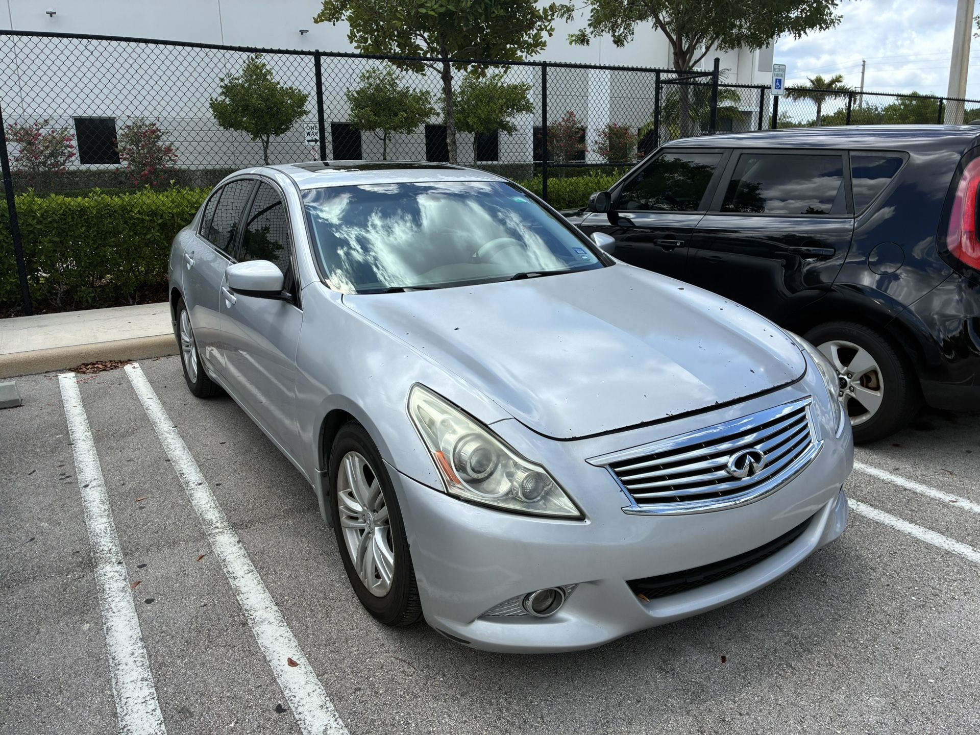 2015 Infiniti Q40