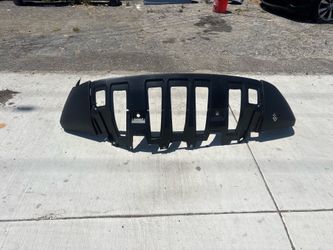 2021-2025 Rivian R1T R1S Front bumper lower valance OEM PT00015360