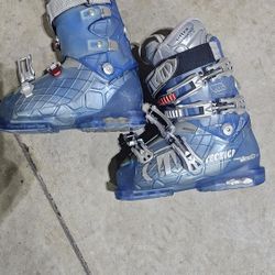 Technica Vento Womans Ski Boot