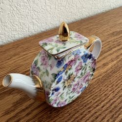 3” Minature Porcelain  Teapot