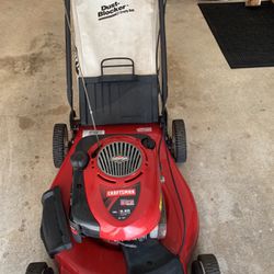 Craftsman 22” Lawn Mower, Needs Carb Clean, PARTS OR FIX