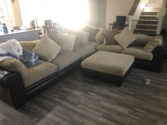 Very large seven piece sectional, Pillows Ottoman