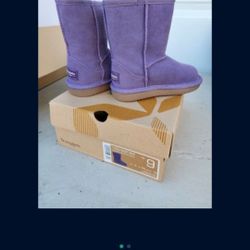 Brand New Girls Boots 