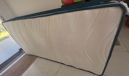 Like-new mattresses
