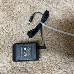 SIL Adapter Model UD-120070D 12V DC 700mA AC/DC Adapter Class 2 Power Supply