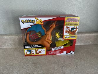 Flame & Flight Deluxe Charizard Toy
