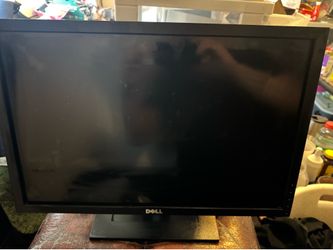 Delle 22 inch monitors
