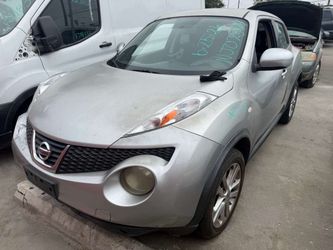2011 Nissan juke part out