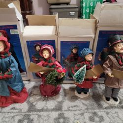 Vintage Poly Resin Christmas Caroler Figurines 