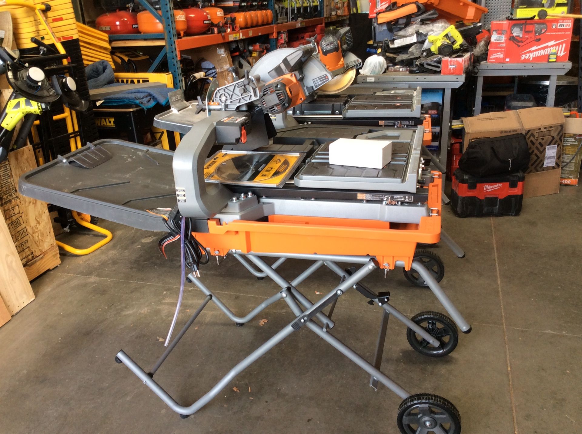 Ridgid R4092 10” Wet Tile Saw for Sale in Murrieta, CA OfferUp