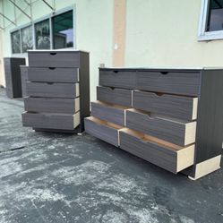 Dresser Set