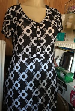 Nice black & white flower dresses