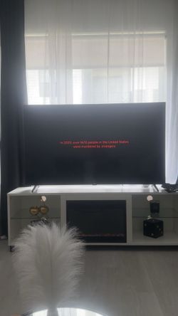65” Roku Class 4k smart tv
