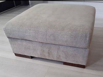 Ottoman with storage