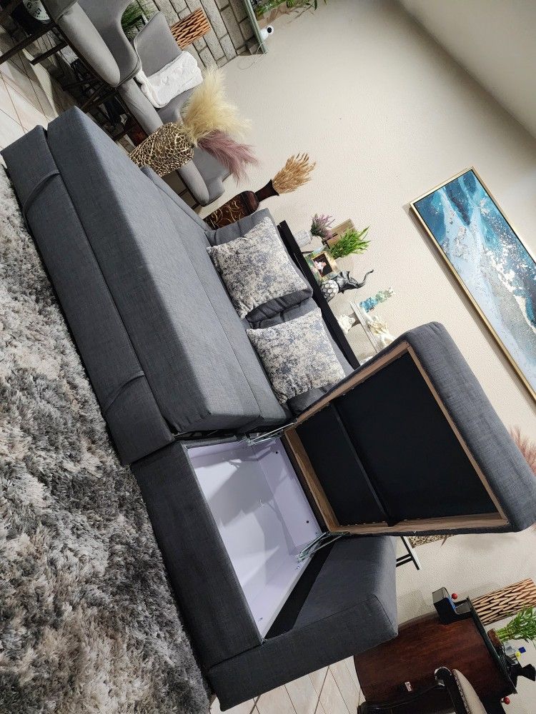 Sleeper Sofa Sectional Couch With Storage Like New In Very Good Condition🚛🎈👌🚚 FREE DELIVERY 🚚