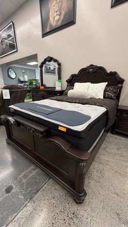 4 PC QUEEN BEDROOM SET