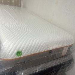 TWIN XL TEMPURPEDIC CONTOUR SUPREME MATTRESS & BOX SPRING BED SET