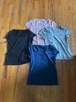 No Boundaries Short Sleeve T-Shirts bundle size medium