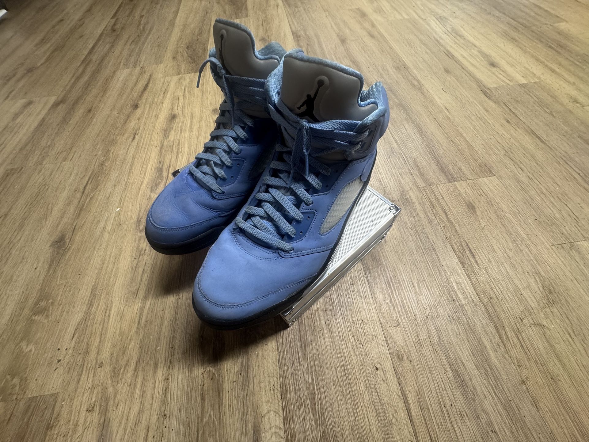 Jordan Retro uNC Size 14