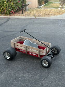 Kids slammed radio flyer