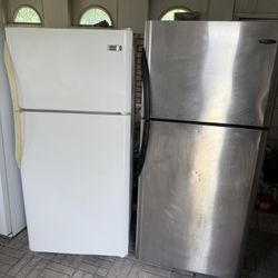 🇺🇸❤️EXCELLENT RUNNING FRIDGES $299.FOR WHITE 18 cu ft ONE💕 $425. FOR 21  cu.ft. STAINLESS STEEL ONE😍BOTH RUN LIKE BRAND NEW & BEEN CLEANED IN & OU