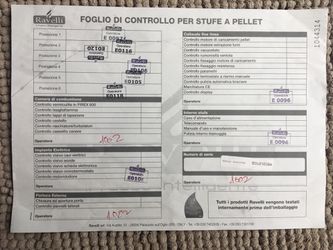 Italian pellet stove -Ravelli rv 100 for Sale in Naugatuck, CT