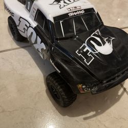 Traxxas slash 4x4