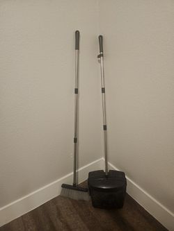 Moving Sale 9/26 Rotatable Broom and Dust Pan Cleaning Set Dustpan Combo Upright Stand Up Black