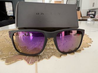 Oakley Sunglasses with Purple Mirror Lenses